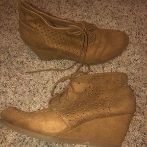 American Eagle Wedged Booties- Size 9